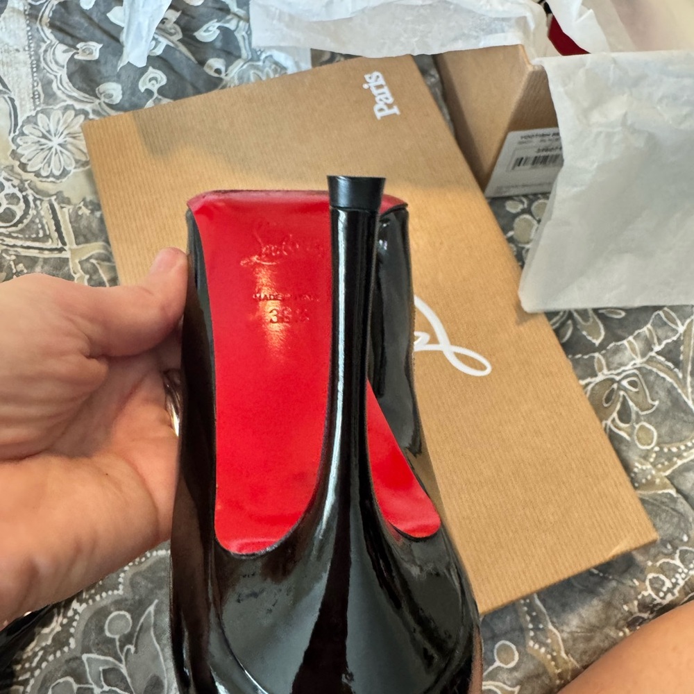 Christian Louboutin Glossy Black Peep Toe Heels Yootish 85 - Picture 11 of 16